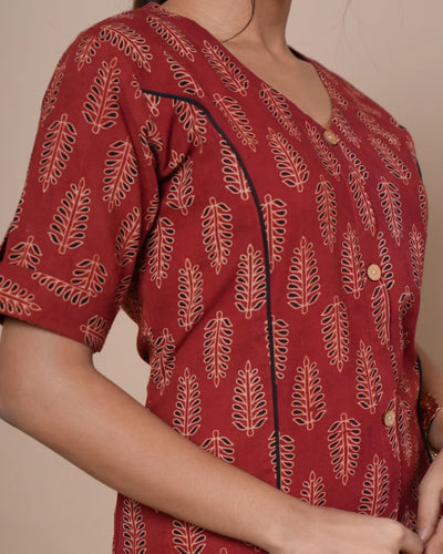 Zyra A-line umbrella kurti — V-neck and front button placket detail | Kaarigar