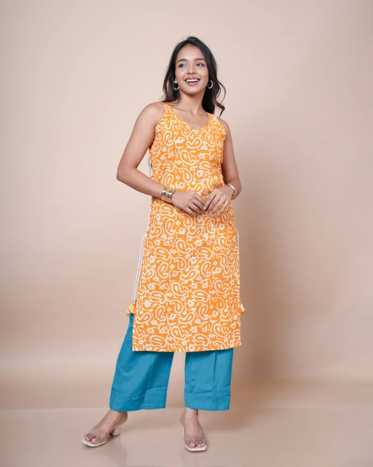 Kaarigar Ira Lace Craft Batik Print Cotton Straight Cut Kurti â€“ Front View