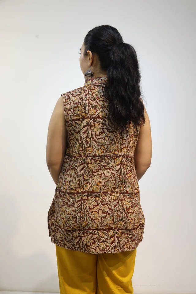 Rivaya Hand Block Kalamkari Cotton Short Top