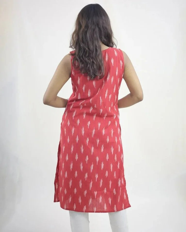 Evara  Ikkat Cotton Kurti